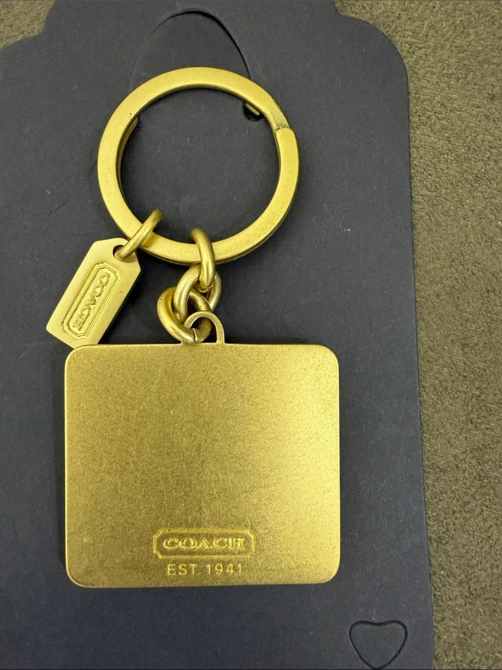 VINTAGE COACH BRASS HORSE & CARRIAGE KEYRING / BAG CHARM
